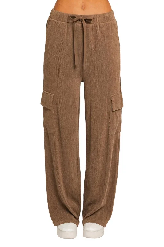 Kerry Knit Cargo Pant In Mocha